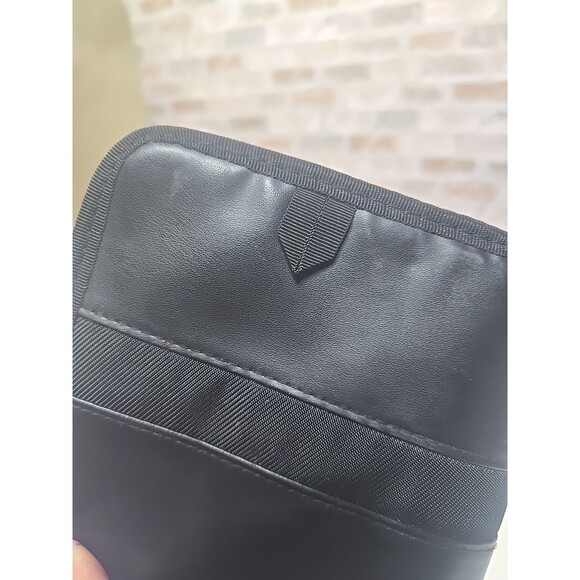 Case Logic 28 Capacity CD DVD Wallet – Black Travel Storage Binder – 14 Sleeves - Picture 8 of 12